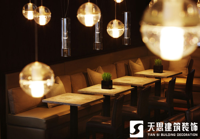 <a href=http://www.yancaoren.com/anli/ target=_blank class=infotextkey>合肥工裝</a>公司